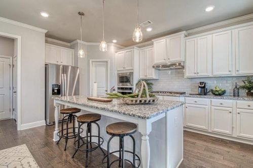 4310 Clubside Dr, Gainesville GA 30504 exterior