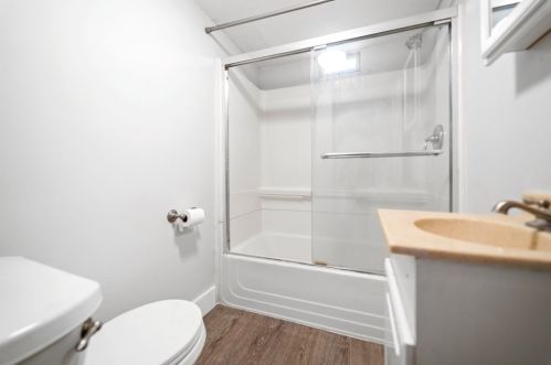 2201 72 Ct, Chicago IL 60707-4203 exterior