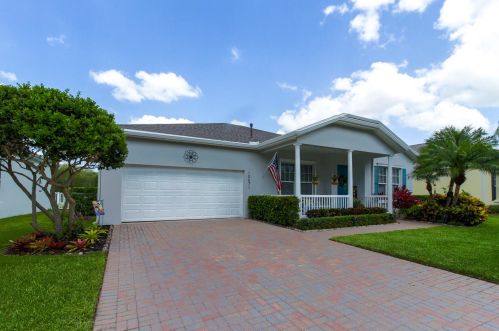 10671 Waterway Ln, Fort Pierce FL  34987-1910 exterior