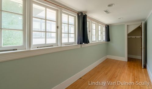 636 College Ave, Grand Rapids MI 49503-5305 exterior