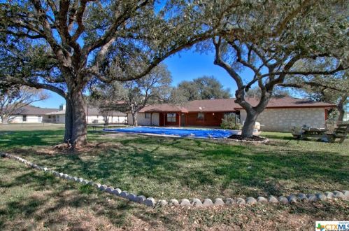 4959 Beck Rd, San Antonio TX 78263-2301 exterior