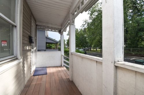 357 Oakland St, Springfield MA  01108-1361 exterior