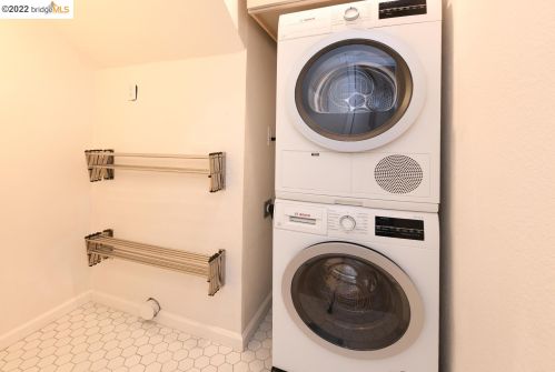 1807 Evalane Way, Concord CA 94519-2356 exterior