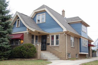 2472 60th St, Milwaukee WI  53219-2130 exterior