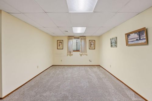 1377 County Road E, Saint Paul MN  55110-5231 exterior