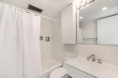 110 Congdon St, Providence RI  02906-1413 exterior