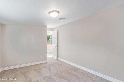 437 Kelso St, Tucson AZ  85705-4768 exterior