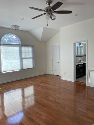 337 August Rd, Babylon NY  11703-1014 exterior