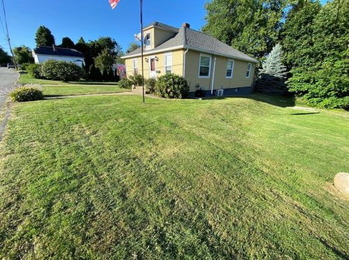 27 Argonne St, Providence, RI 02919-3673