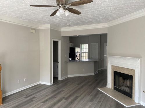 2981 Falling Water Pt, Atlanta GA 30349-8314 exterior