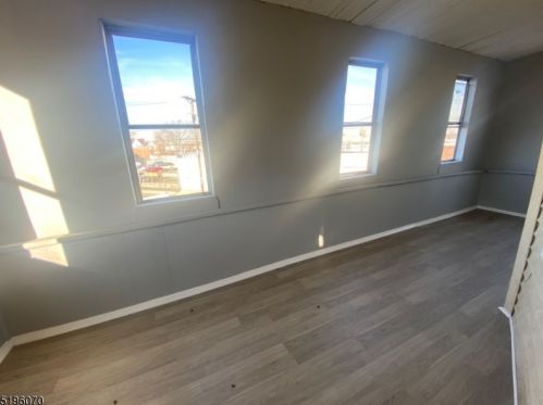 846 Market St, Paterson NJ  07513-1125 exterior