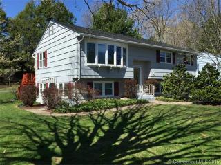 101 Christopher Ln, Meriden CT  06451-5030 exterior