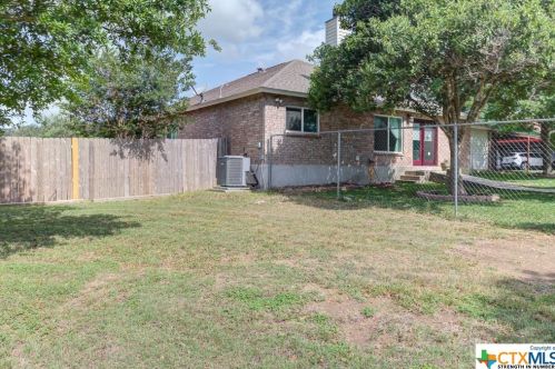 32070 Jay Bird Ln, Spring Branch TX exterior