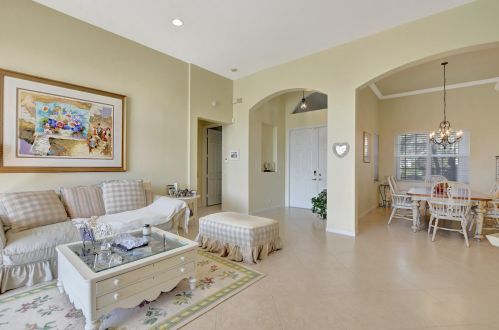 12121 Oakvista Dr, Boynton Beach FL 33437-6352 exterior