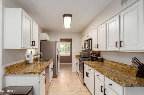 701 Del Rio St, Chandler AZ  85225-3903 exterior