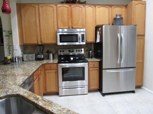 1258 San Esteban Ave, Fort Pierce FL 34953-4827 exterior