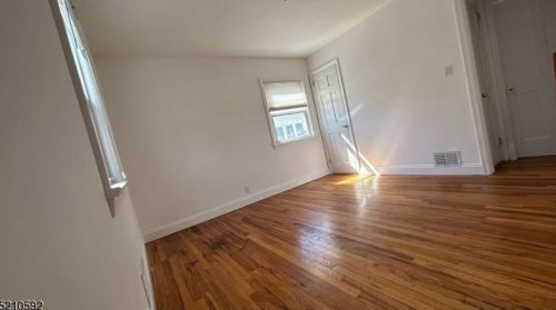 67 Prescott Turn, Clark NJ  07066-2424 exterior