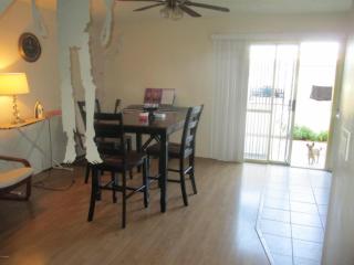 4660 19th Ave, Phoenix AZ  85015-4152 exterior