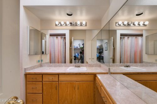 191 Roma Dr, Tucson AZ 85737-7668 exterior