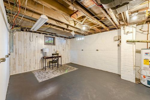 152 Jamaica Ave, Pittsburgh PA 15229-1748 exterior