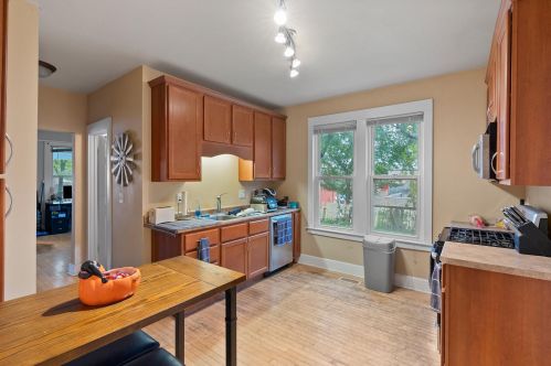 2325 65th St, Milwaukee, WI 53219-2019