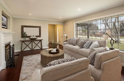 830 Apple Tree Rd, Milwaukee WI  53217-4032 exterior