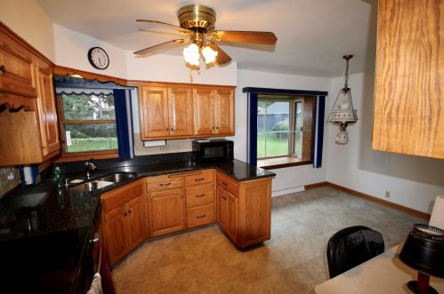 7435 Jackson Dr, Milwaukee WI 53219-2818 exterior