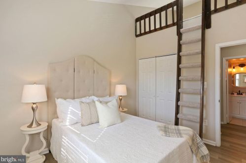 4106 11th Pl, Arlington VA 22201-4687 exterior