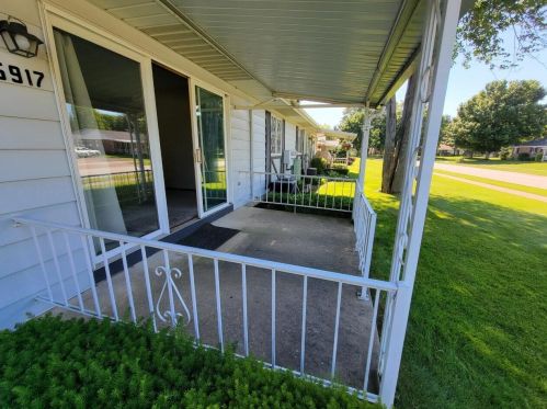 5917 Leisure South Dr, Grand Rapids MI 49548-6857 exterior