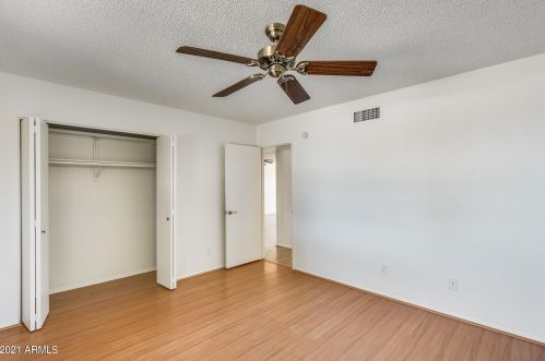 18213 7 Dr, Phoenix AZ 85023-5237 exterior