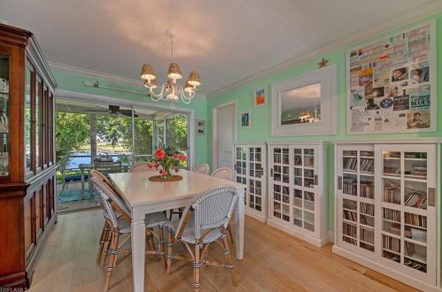 4642 Chippendale Dr, Naples FL 34112-5258 exterior