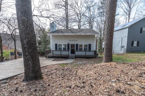 4401 Cary Dr, Lithonia, GA 30039-6509