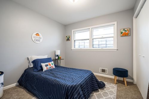 5177 45, Milwaukee WI 53208-3604 exterior