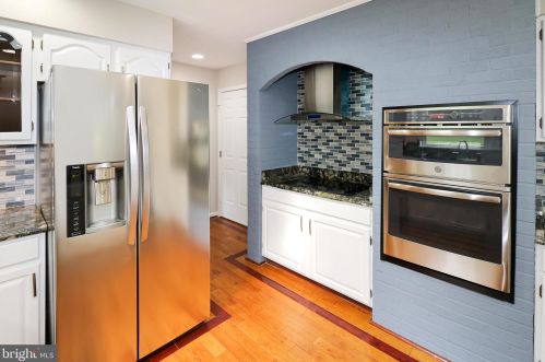 14500 Carona Dr, Silver Spring MD  20905-5885 exterior