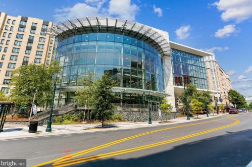 9804 Georgia Ave, Silver Spring MD  20902-5236 exterior