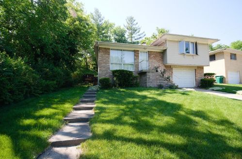 338 Knox St, Gary, IN 46403-2057