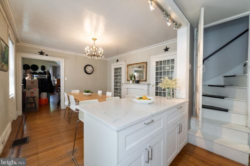 1223 6 St, Philadelphia PA 19120-3101 exterior