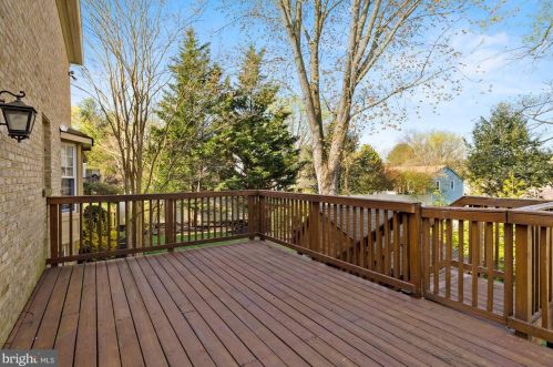 1539 Blue Meadow Rd, Rockville MD 20854-2622 exterior