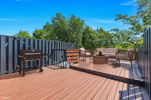 1820 Bissell St, Chicago IL 60614-5013 exterior