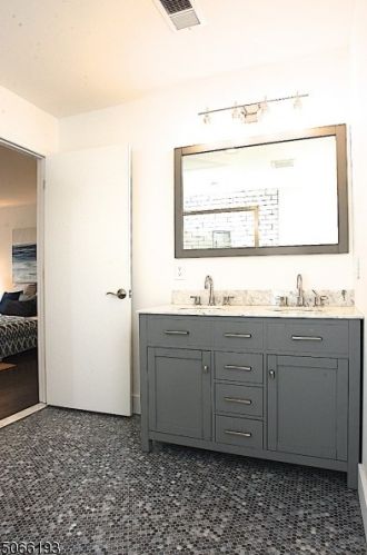 15 Carlton Dr, Montclair NJ  07043-2603 exterior