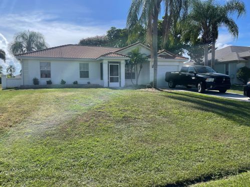 2870 Eagle Dr, Fort Pierce, FL 34984-6319