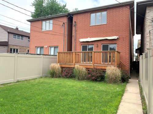 3835 Parnell Ave, Chicago IL 60628-7121 exterior