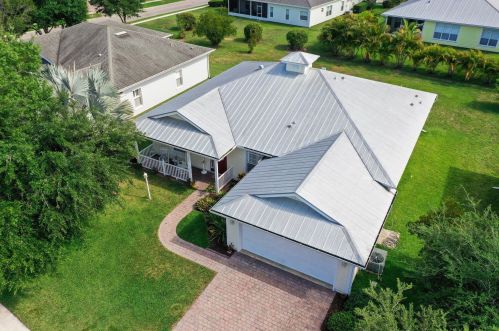 673 Little Kayak Pt, Fort Pierce, FL 34983-3516