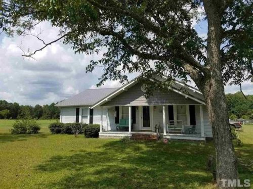 1391 Peach Farm Rd, Lillington, NC 27546-8060