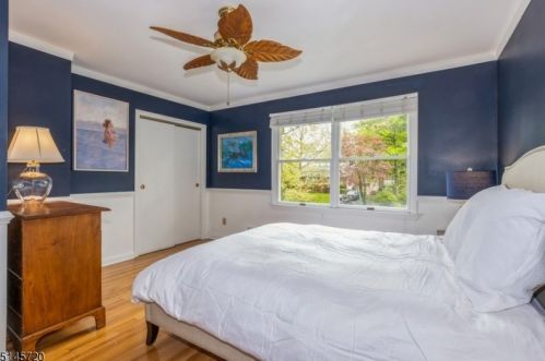 6 Tudor Oval, Westfield NJ 07090-2223 exterior