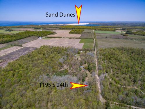 1195 24th Ave, Shelby, MI 49455-9651