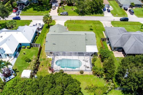 2251 Mcmaster St, Fort Pierce FL  34952-6845 exterior