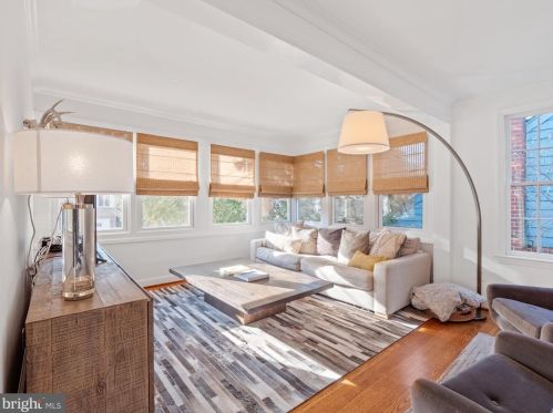 2349 King Pl, Washington DC 20007-1030 exterior