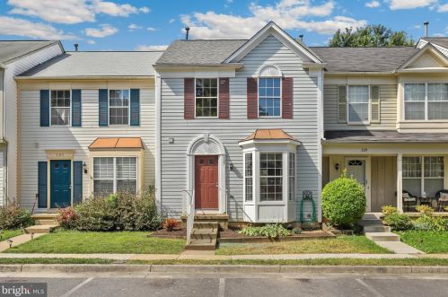 327 Millbrook Ter, Leesburg, VA 20176-4863