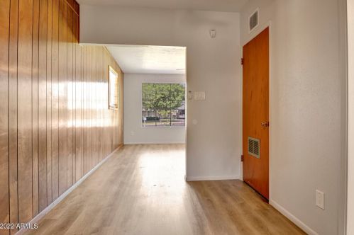 7611 12th Pl, Phoenix AZ  85020-4540 exterior